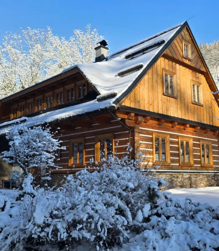 poloroubenka | pronajem roubenky